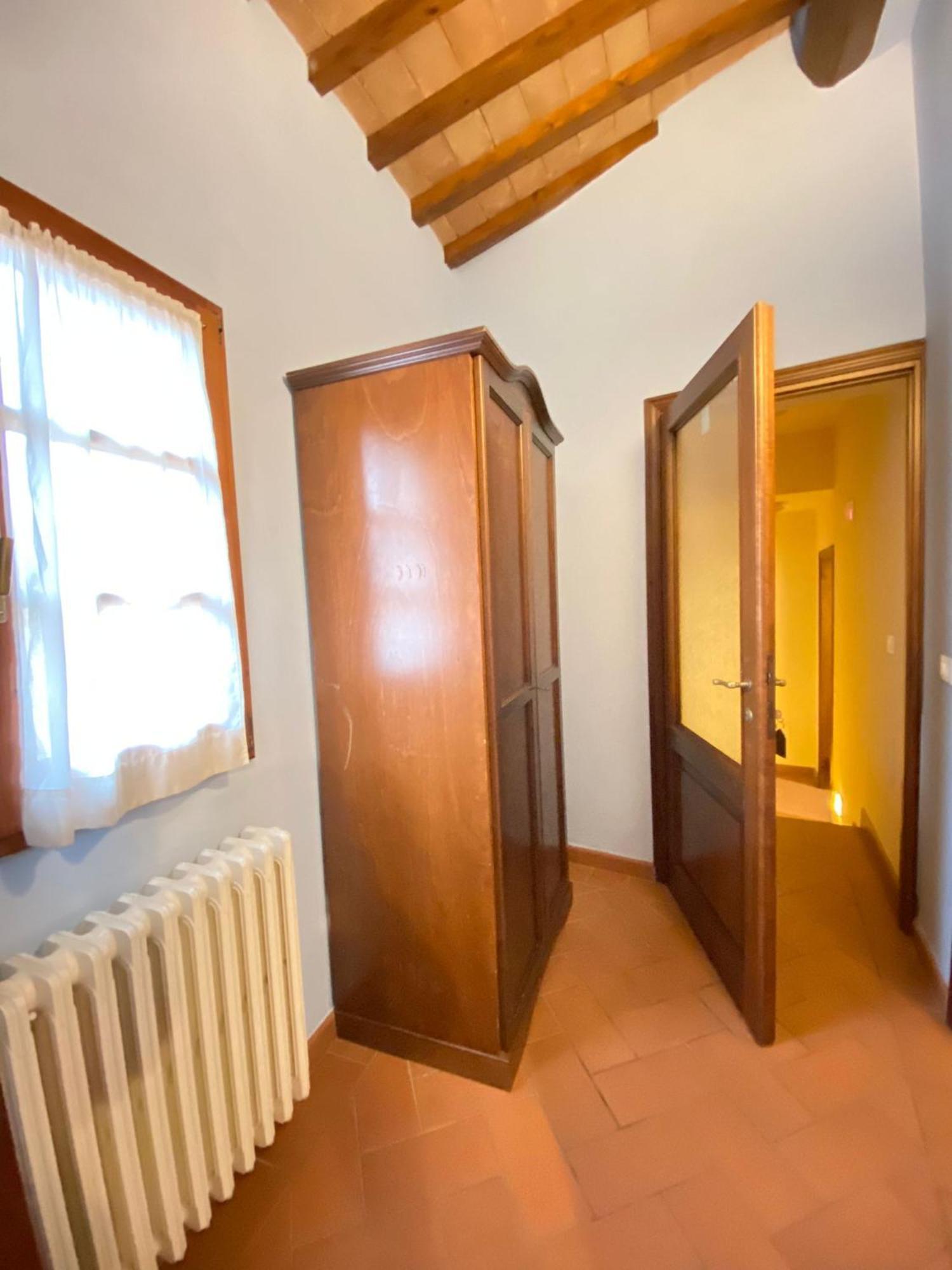Bed and Breakfast Casale Dei Cento Acri Florencia Exterior foto