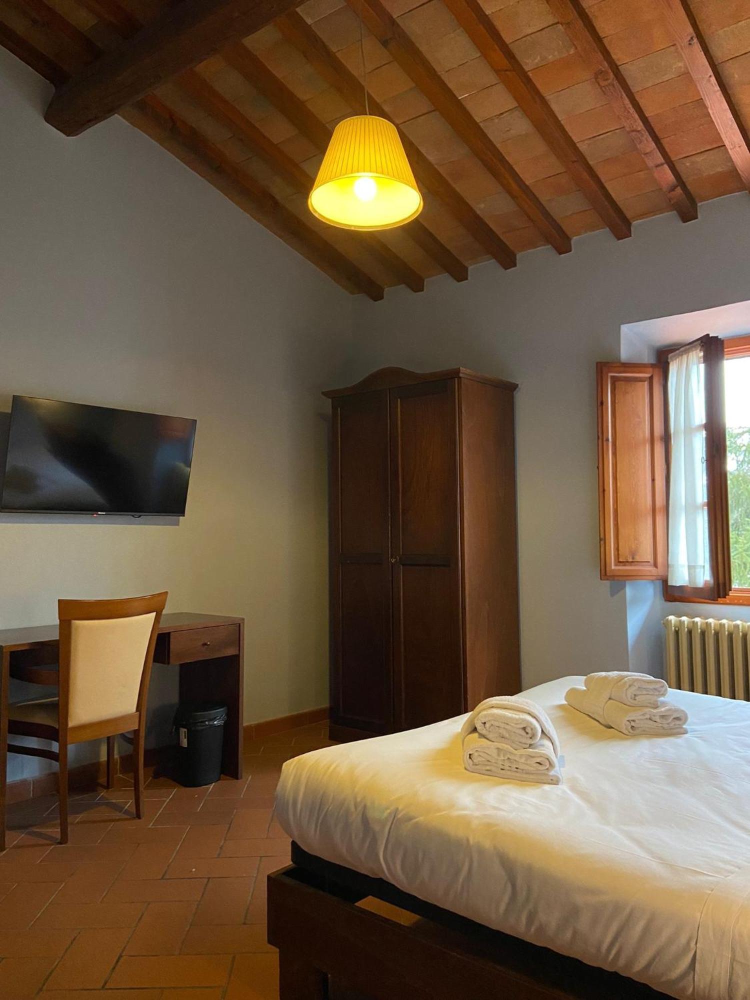Bed and Breakfast Casale Dei Cento Acri Florencia Exterior foto
